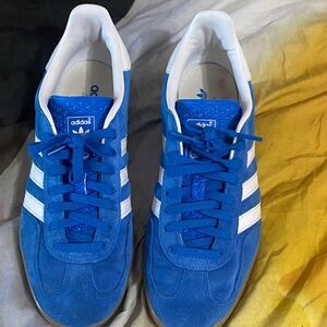 Adidas Men's Royal Blue and White Sneakers